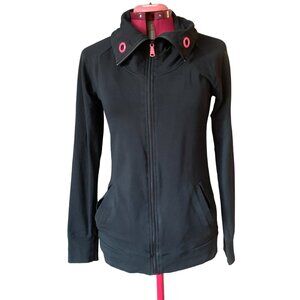 TWIK - Black long sleeve mock neckline Zip-up top with pockets - medium